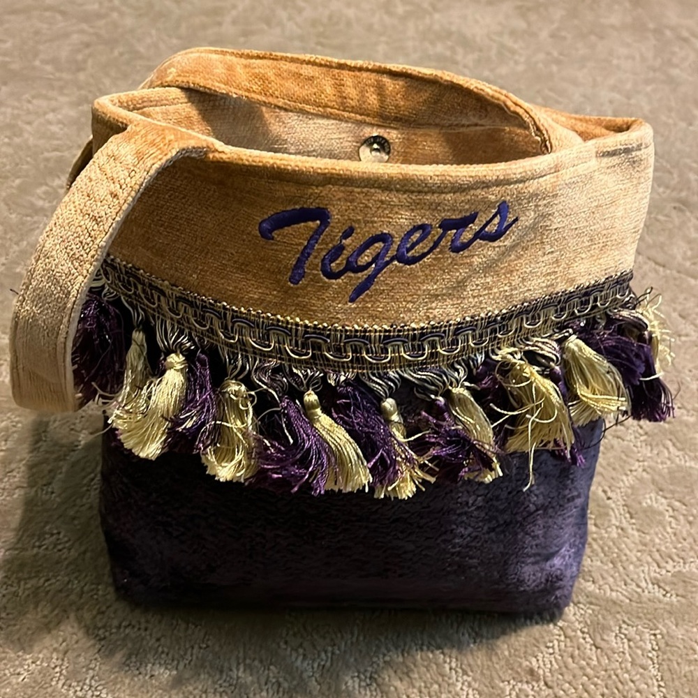 LSU purple and gold purse.